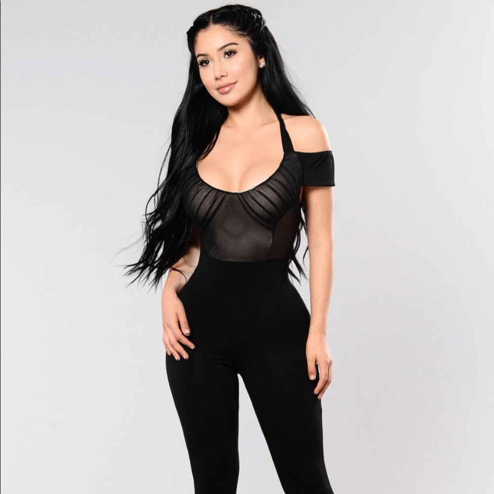 Fashion Nova Jumpsuit size large